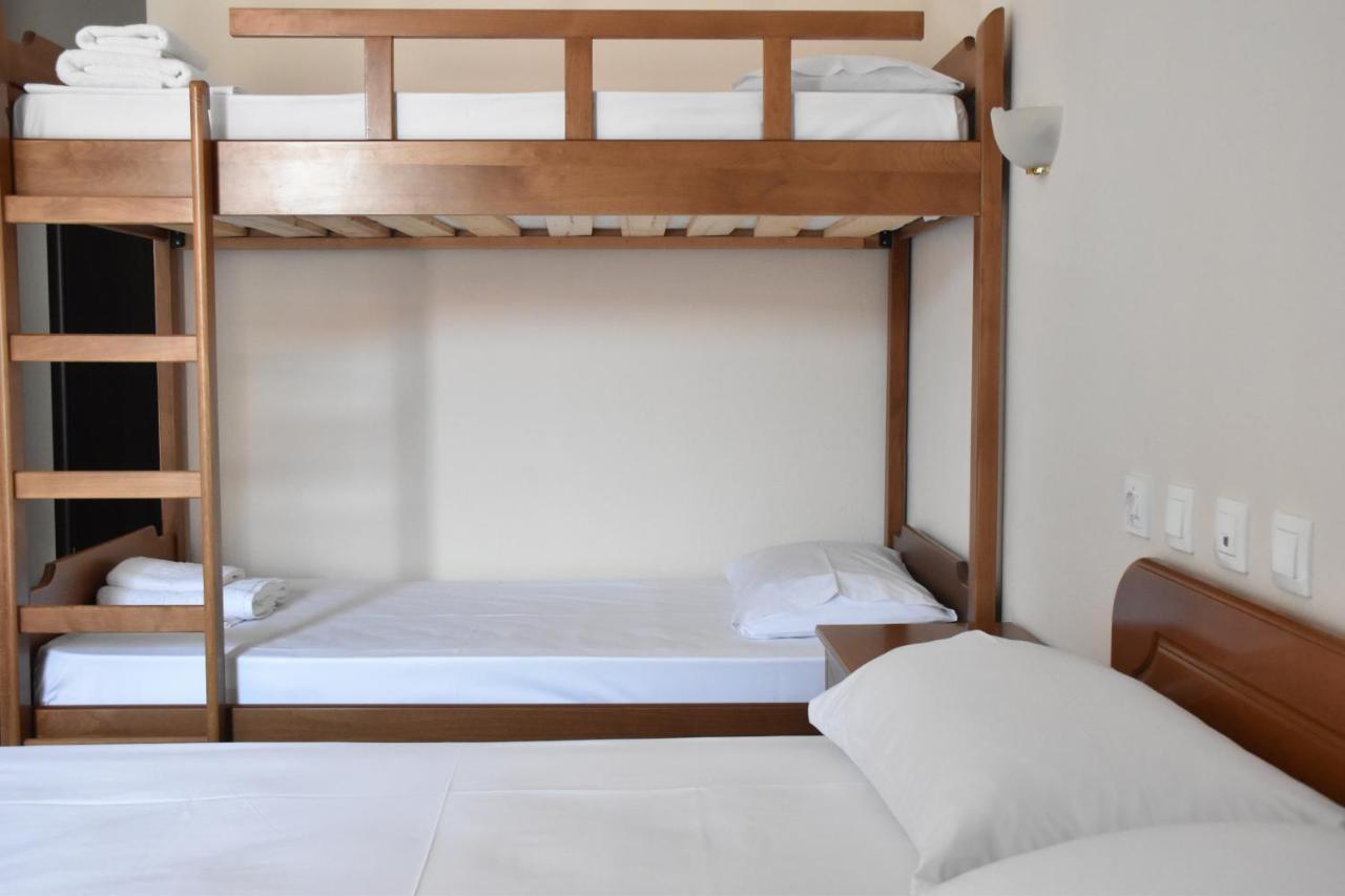Parissas Hotel Cotíli Kültér fotó